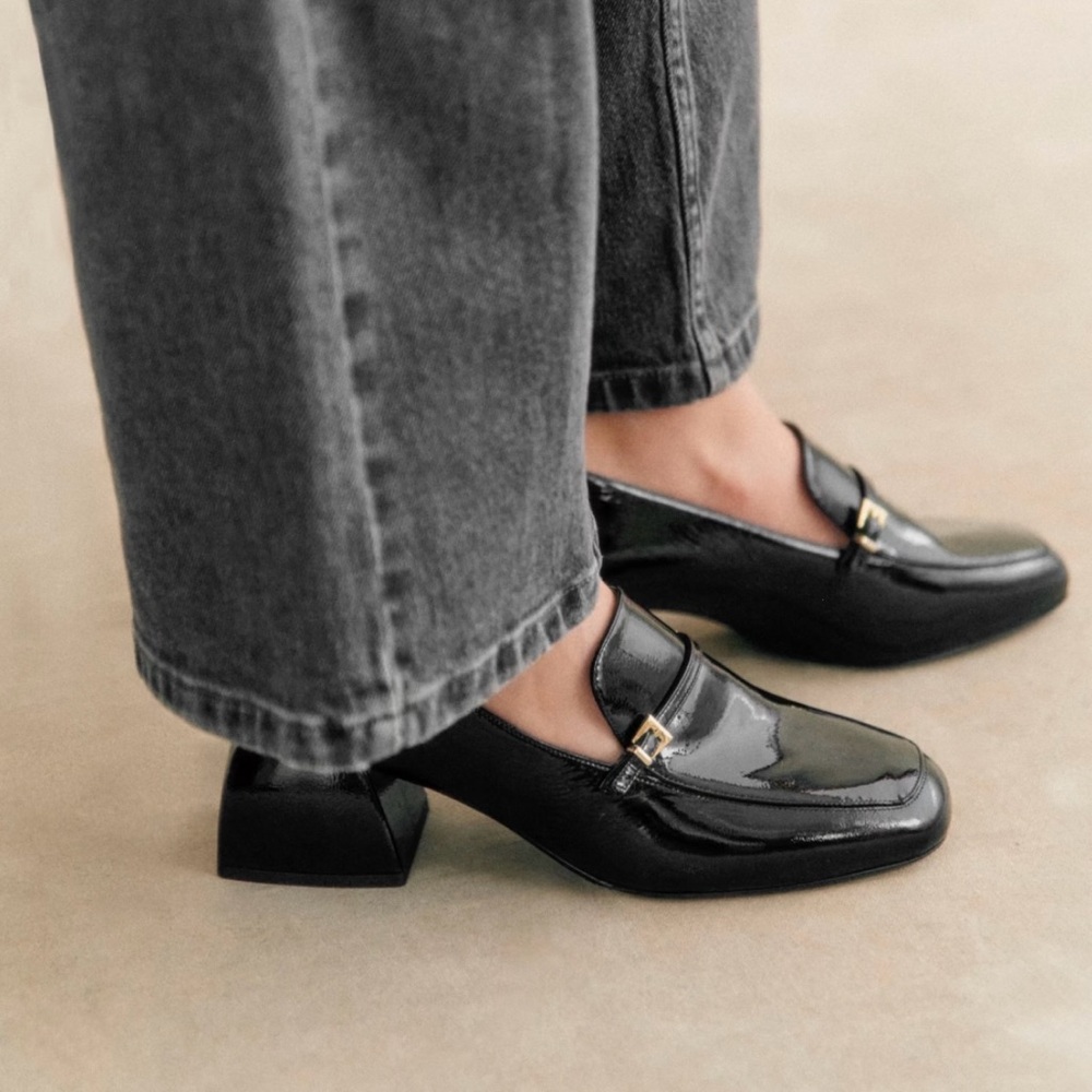 Sezane Victoire Black Patent Leather Loafers (39)